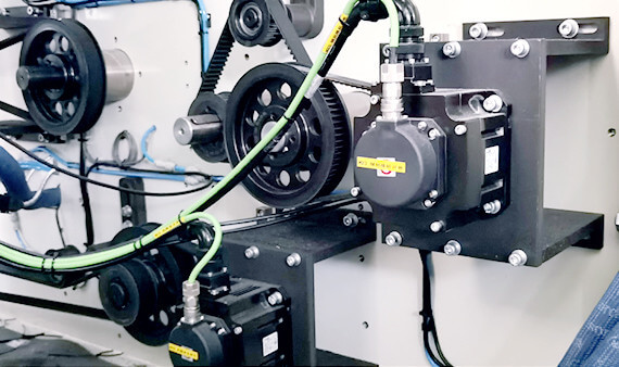 Volles Servo, das mit neuer Technologie fährt