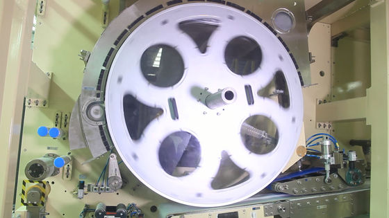 Mitsubishi System 98% Passing 0.6Mpa Diaper Manufacturing Machine