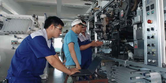 Human Machine Interface 0.8Mpa 600pcs/Min Baby Diaper Equipment